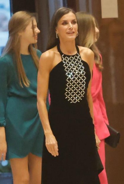 Doña Letizia Concert Princess of Asturias Awards with embroidered dress by Corina Haute Couture Embroidery